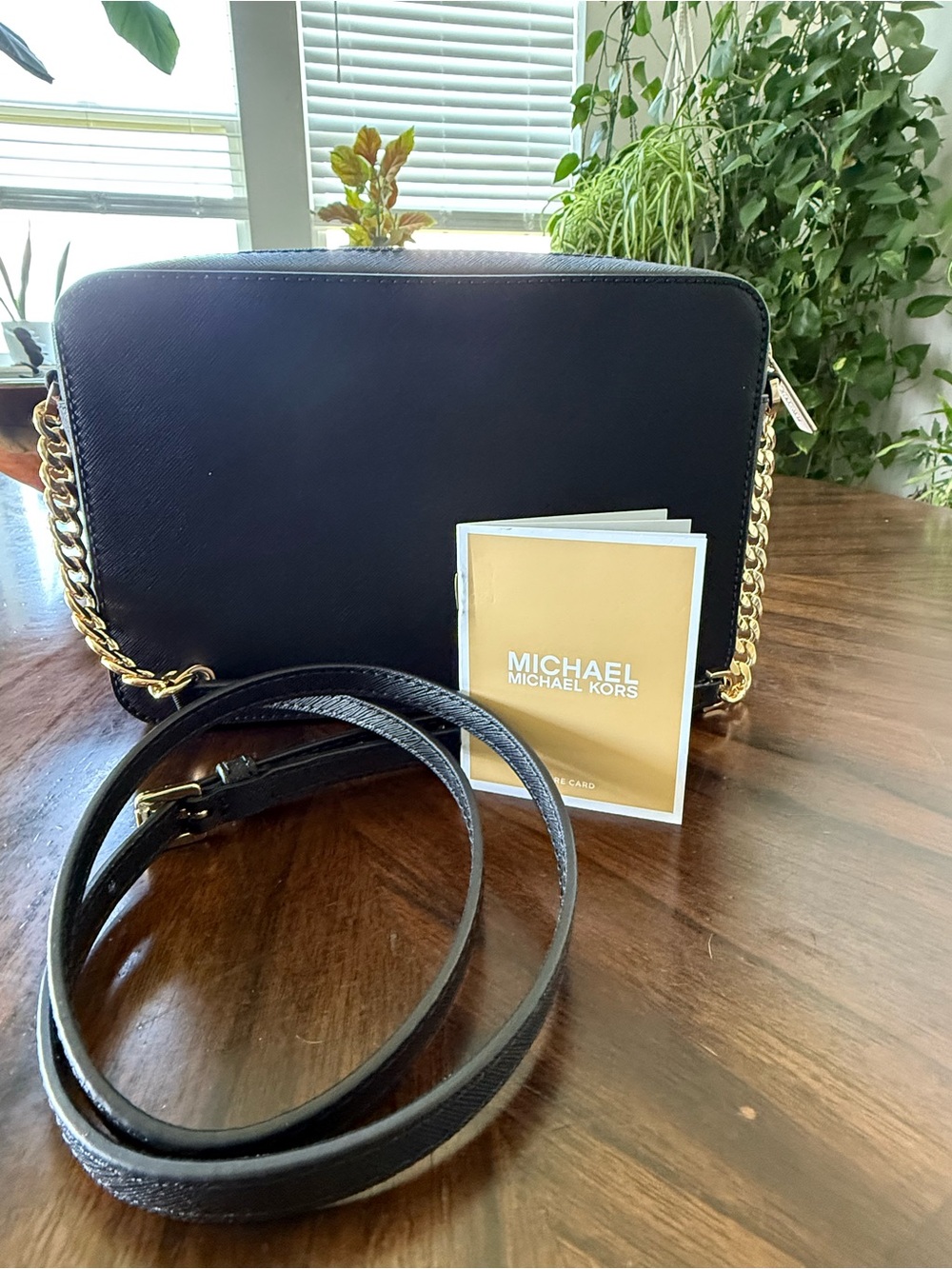 Michael Kors Jet Set Crossbody Bag Black Gold Tone Hardware
